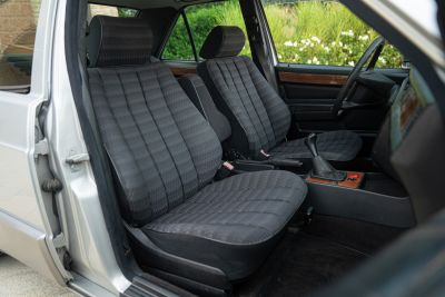 1991 MERCEDES-BENZ 190 E 1.8