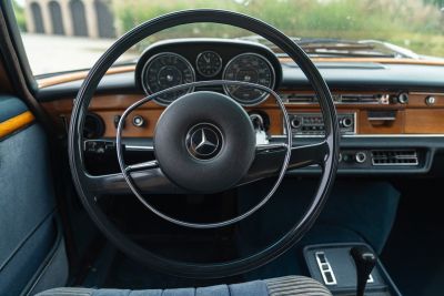 1973 MERCEDES -BENZ 300 SEL 3.5