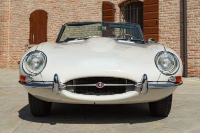 1968 JAGUAR E-TYPE I° SERIE 4.2 ROADSTER