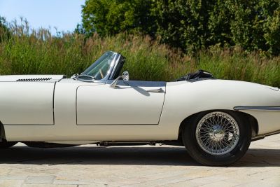 1968 JAGUAR E-TYPE I° SERIE 4.2 ROADSTER