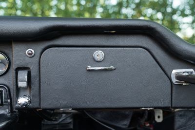 1968 JAGUAR E-TYPE I° SERIE 4.2 ROADSTER