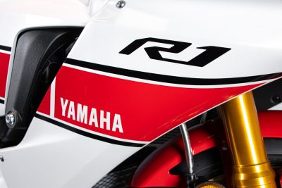 2023 YAMAHA R1 60°th ANNIVERSARIO
