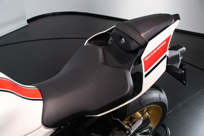 2023 YAMAHA R1 60°th ANNIVERSARIO