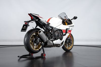 2023 YAMAHA R1 60°th ANNIVERSARIO