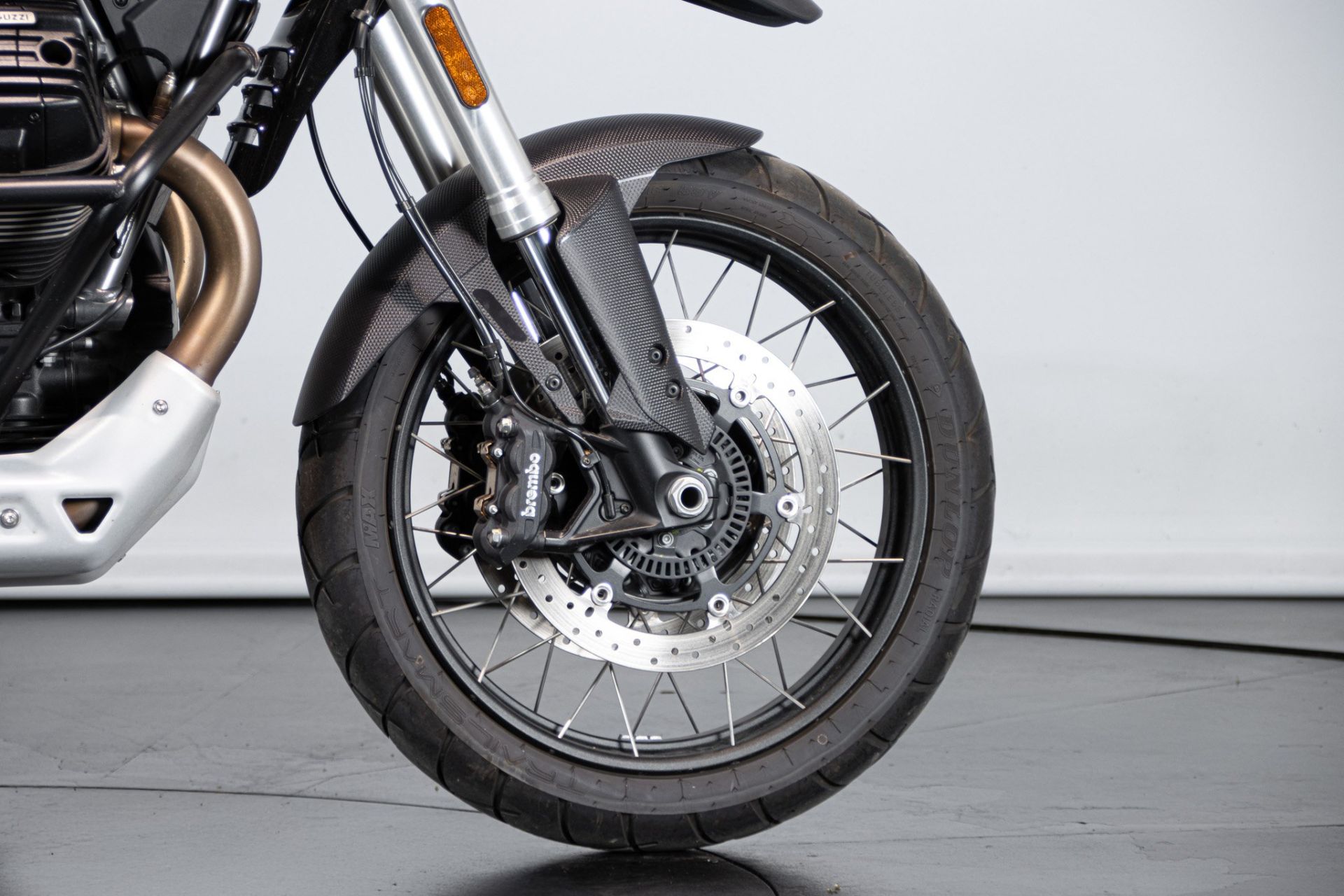 2022 MOTO GUZZI V85 TT GUARDIA D’ONORE 1946