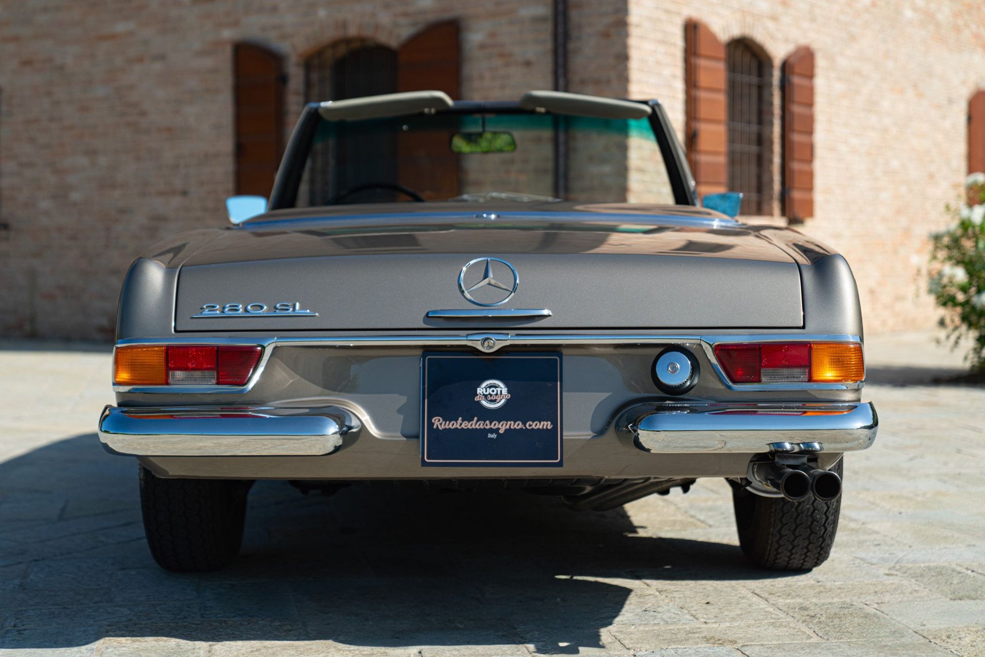 1969 MERCEDES-BENZ 280 SL