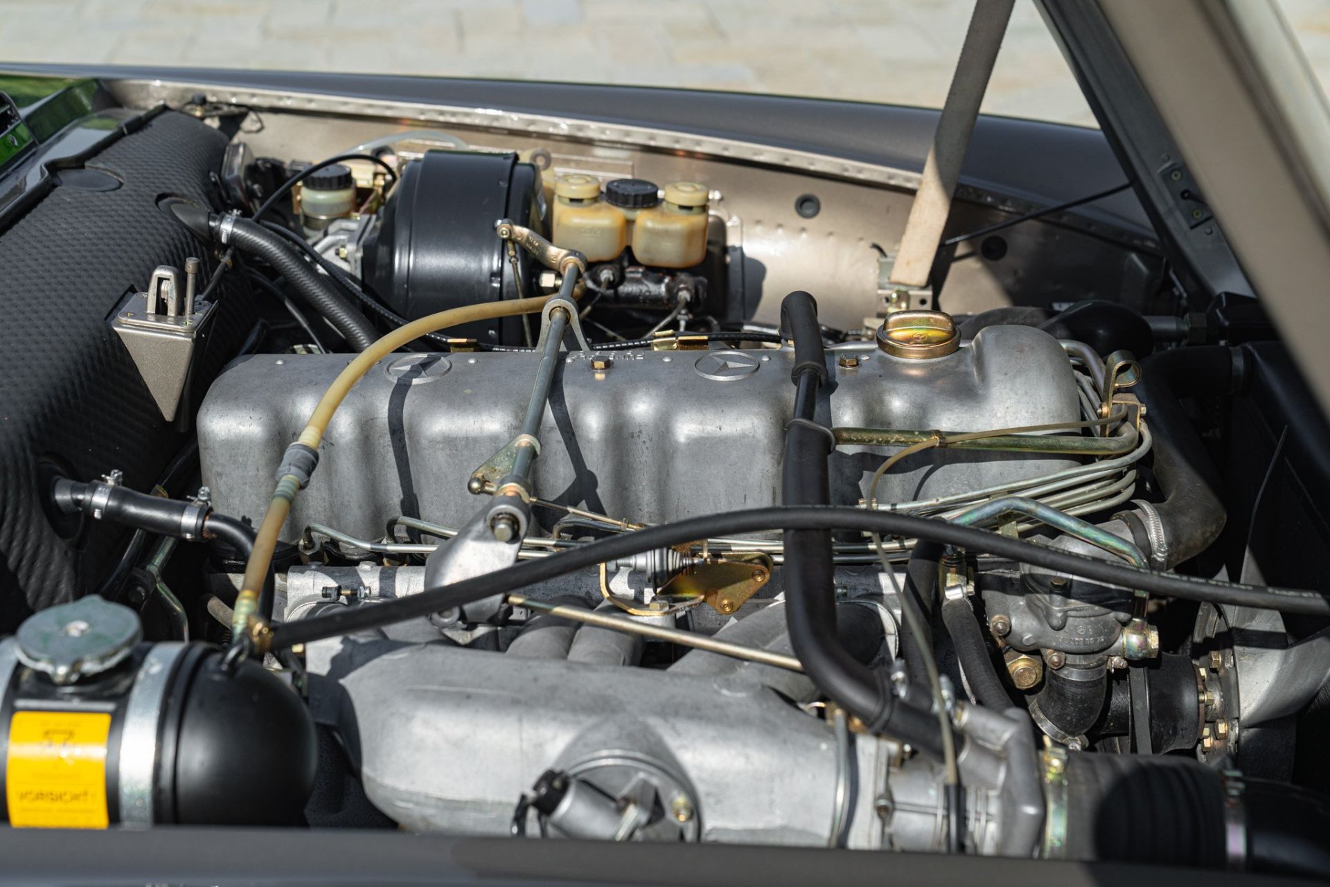 1969 MERCEDES-BENZ 280 SL