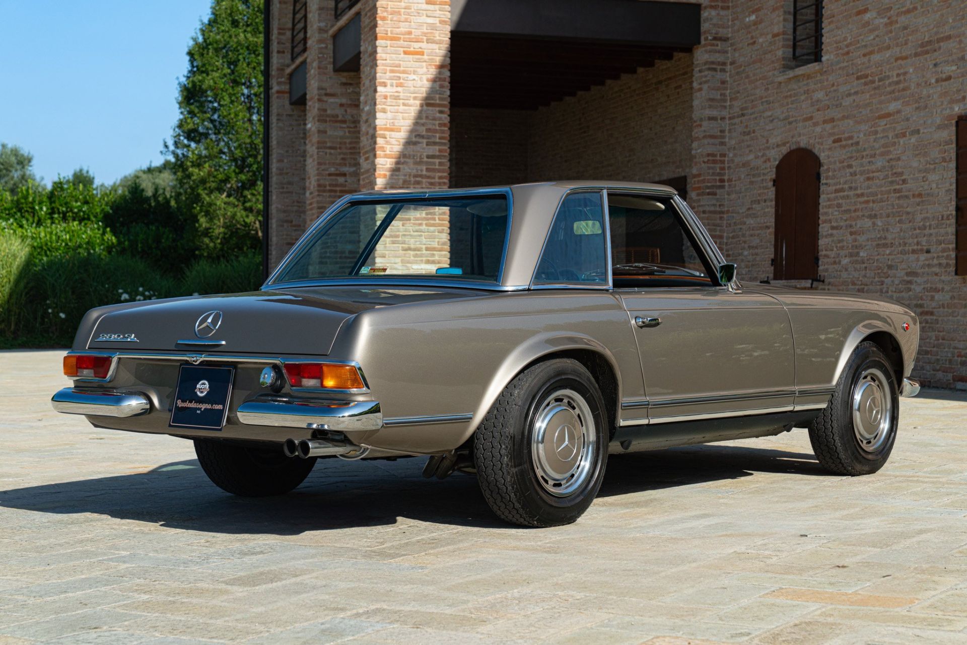 1969 MERCEDES-BENZ 280 SL
