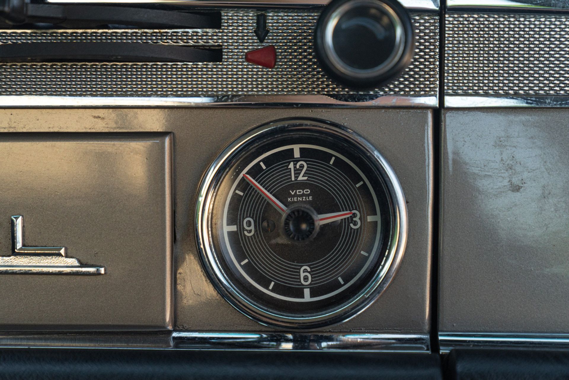 1969 MERCEDES-BENZ 280 SL