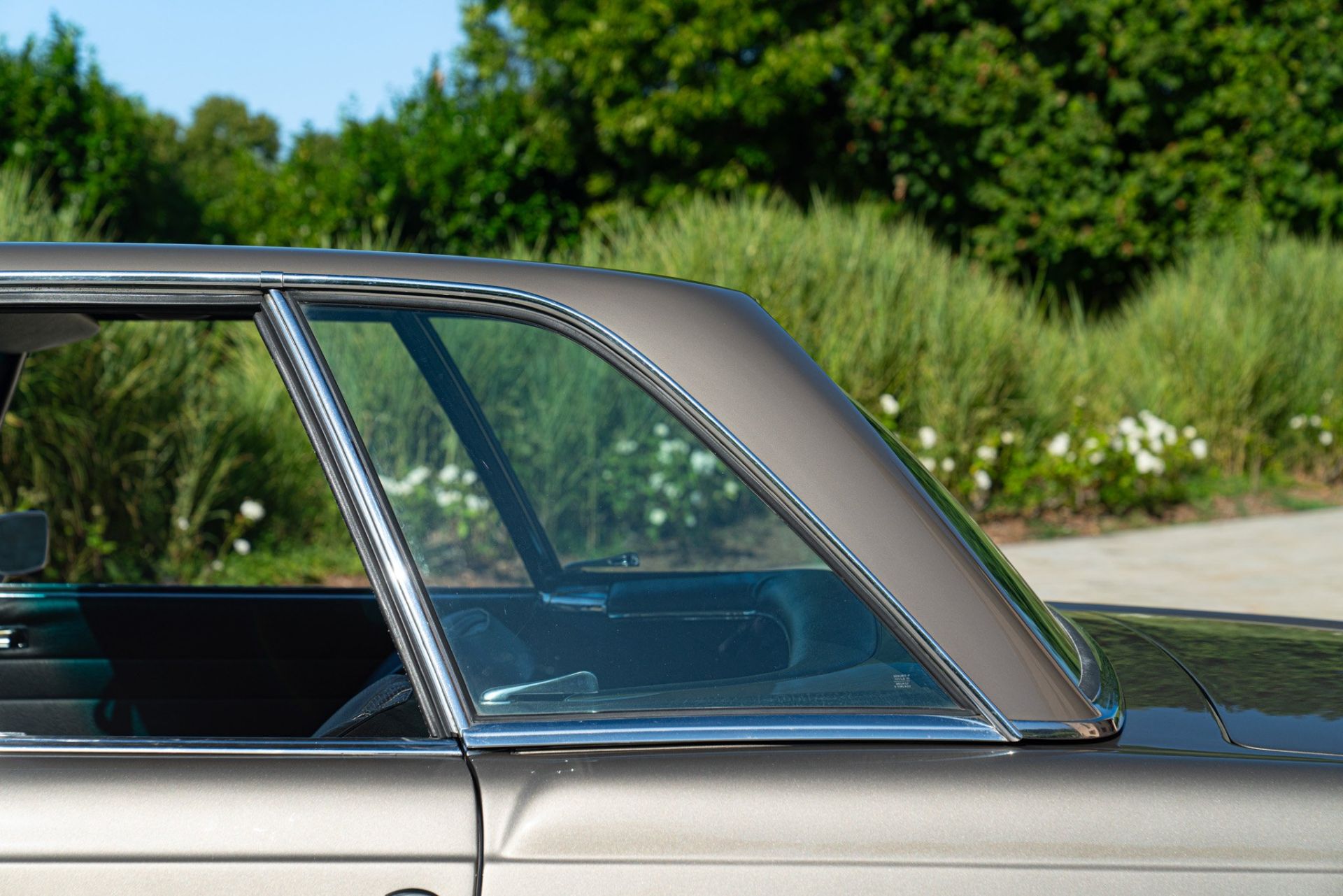 1969 MERCEDES-BENZ 280 SL
