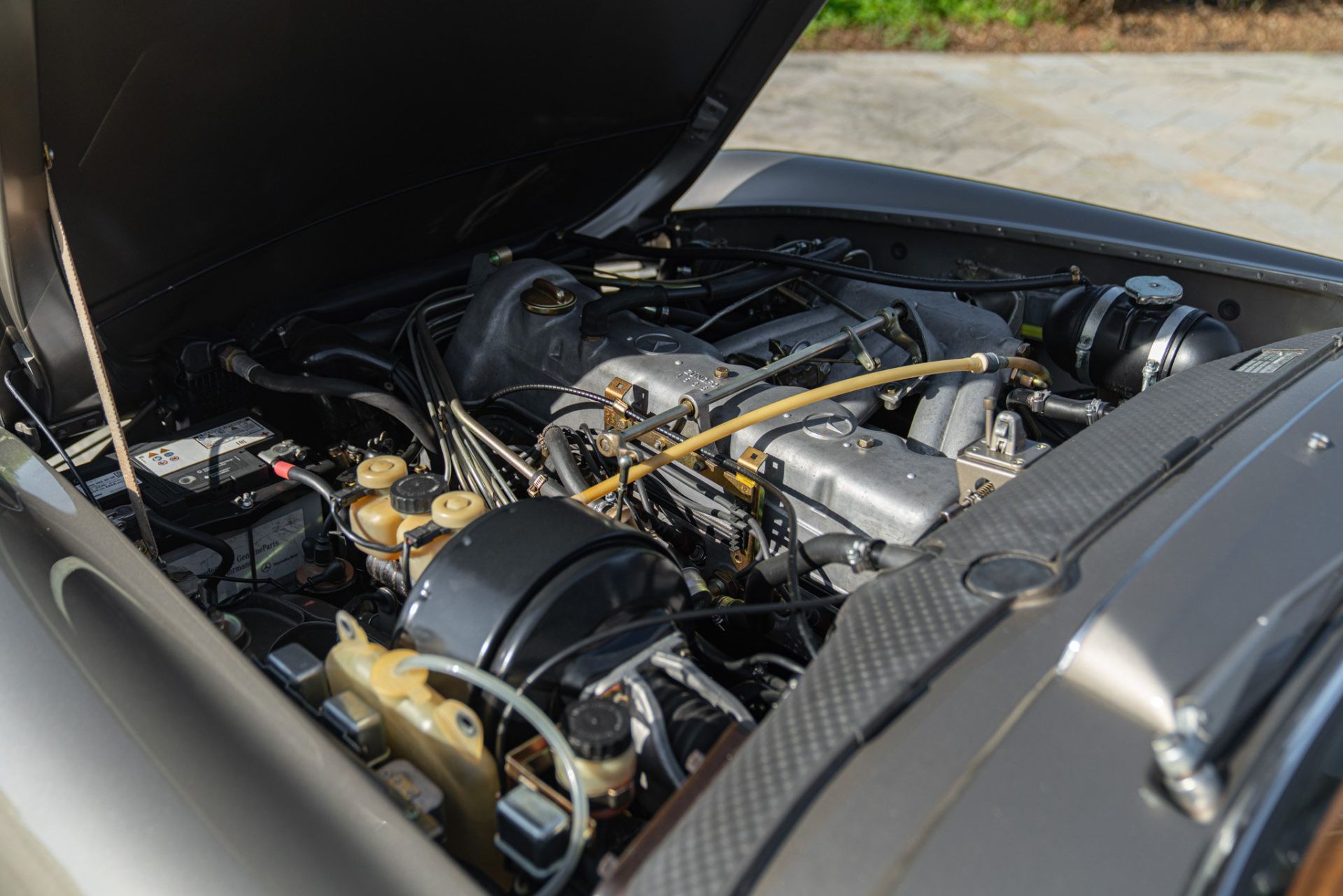 1969 MERCEDES-BENZ 280 SL