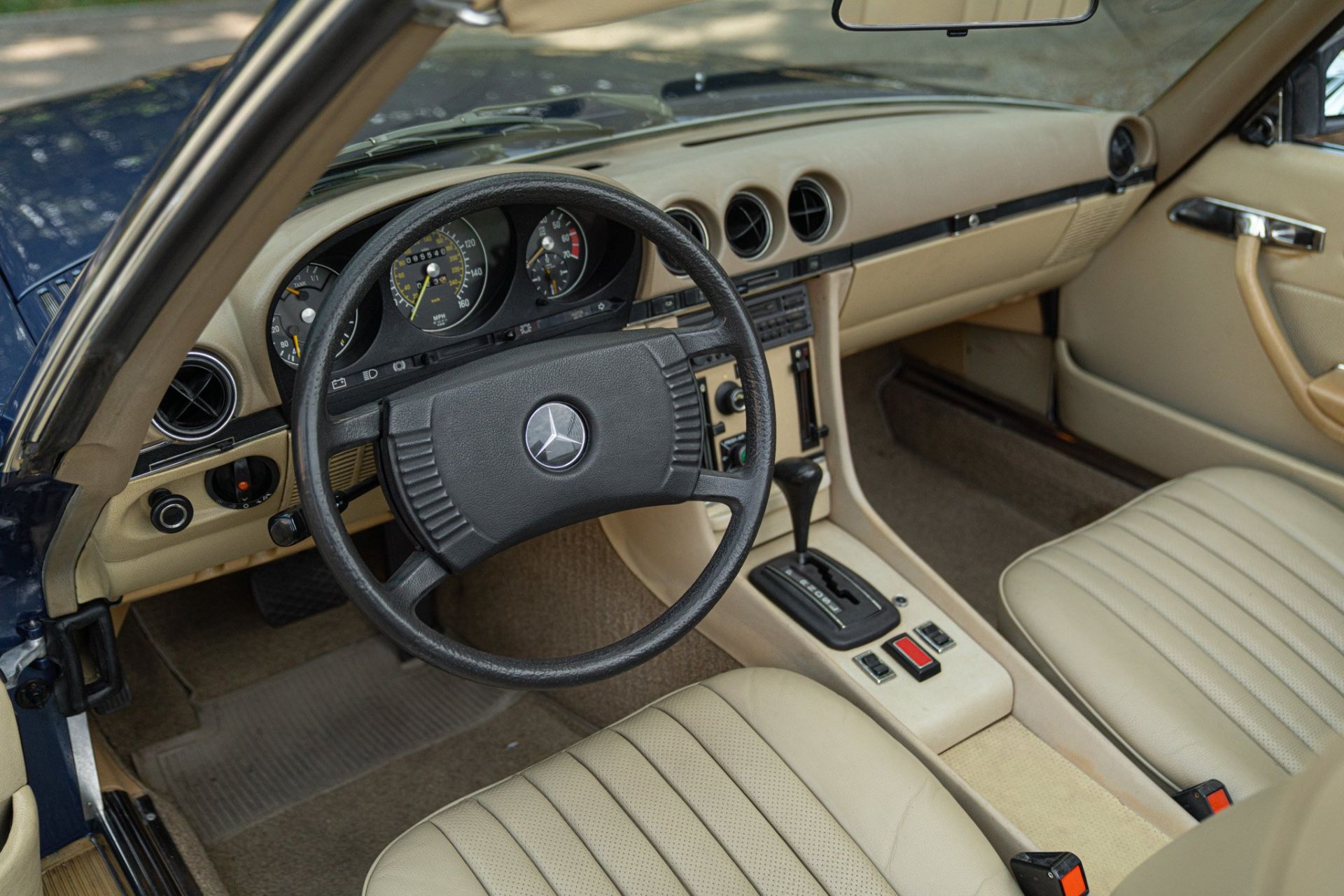 1977 MERCEDES-BENZ 450 SL