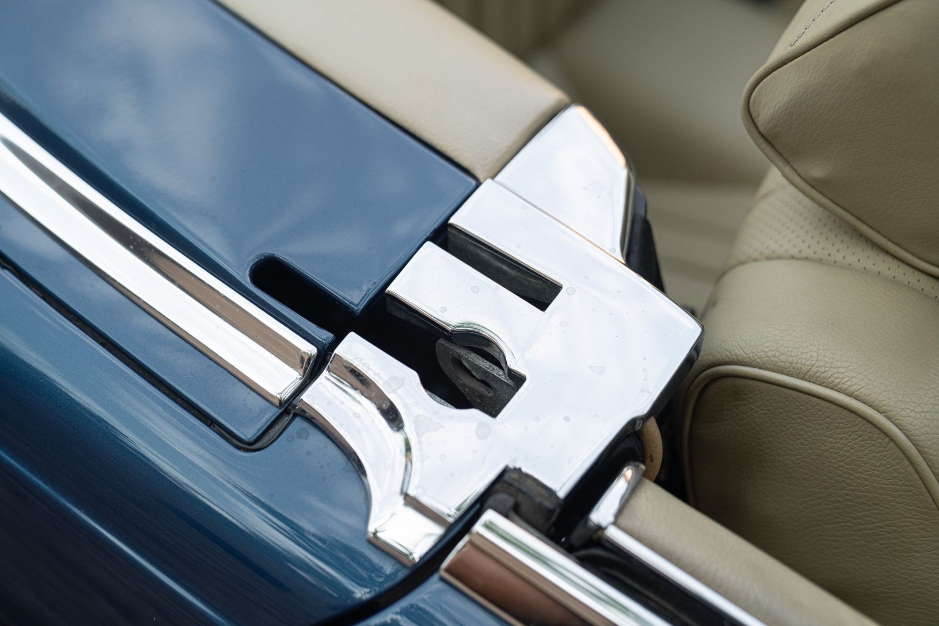 1977 MERCEDES-BENZ 450 SL