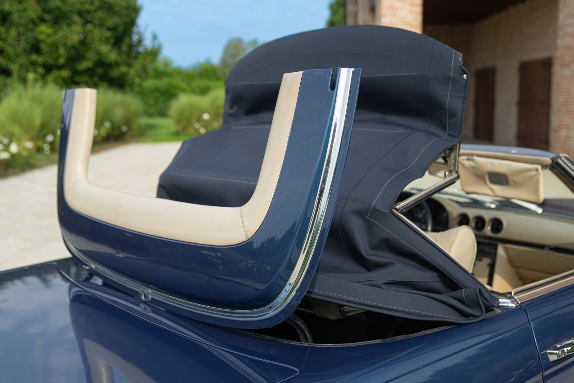 1977 MERCEDES-BENZ 450 SL
