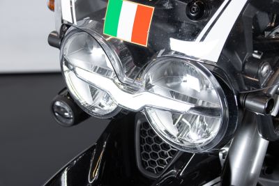 2022 MOTO GUZZI V85 TT GUARDIA D’ONORE 1946