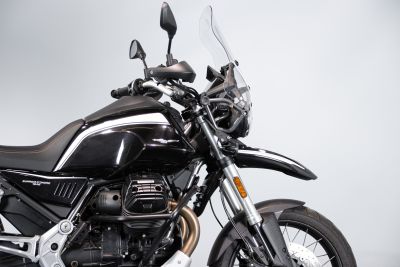 2022 MOTO GUZZI V85 TT GUARDIA D’ONORE 1946