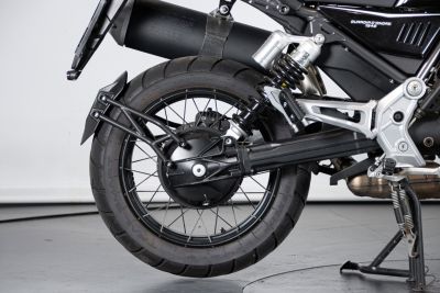 2022 MOTO GUZZI V85 TT GUARDIA D’ONORE 1946