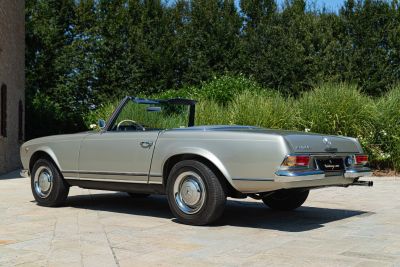 1965 MERCEDES-BENZ 230 SL