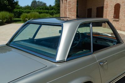 1965 MERCEDES-BENZ 230 SL